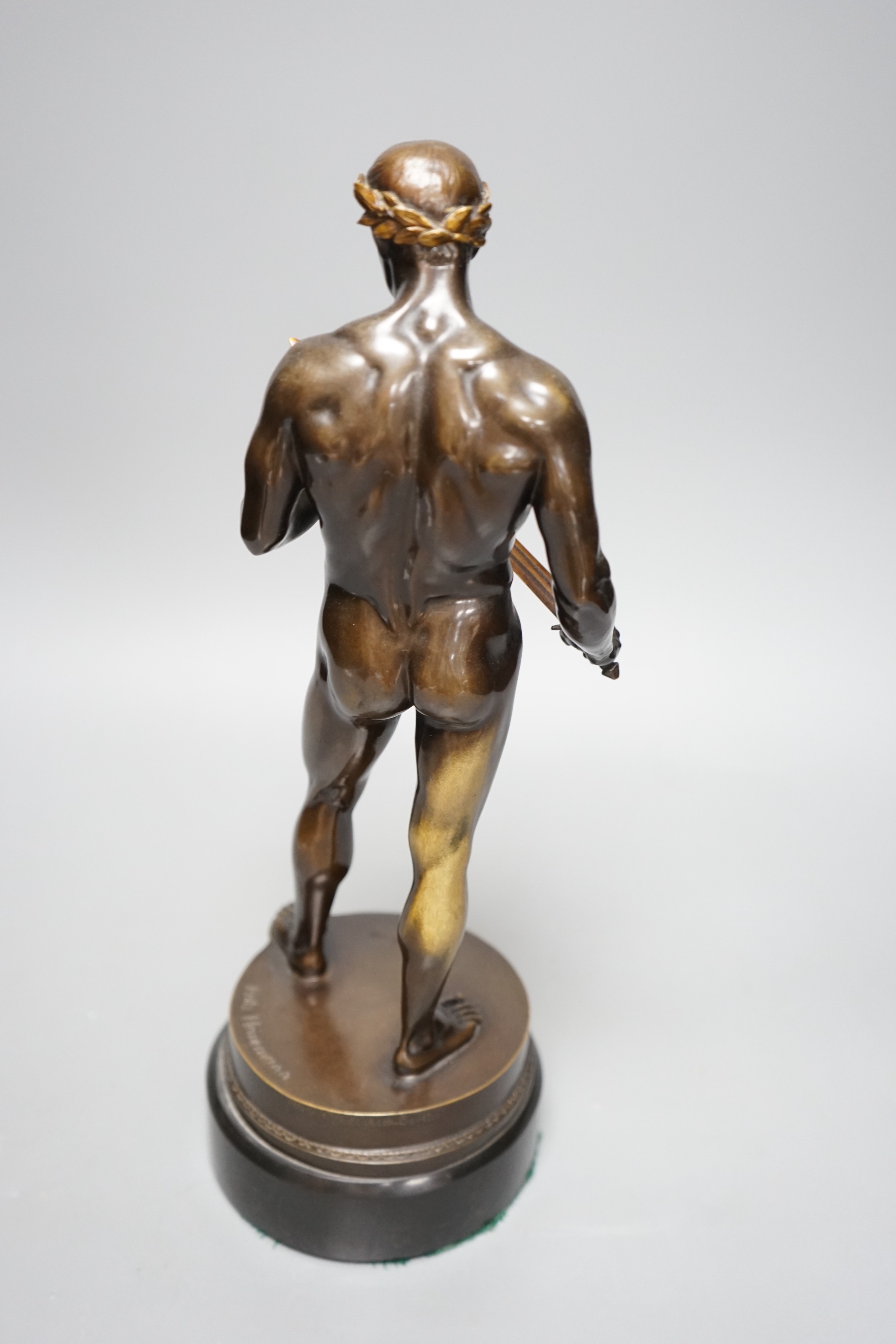 Fritz Heinemann (1864-1932), bronze study of a Roman warrior, 36cm